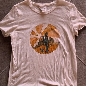 graphic tee